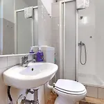 Margit By Interhome * Premantura