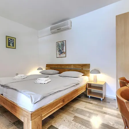 Margit By Interhome Premantura